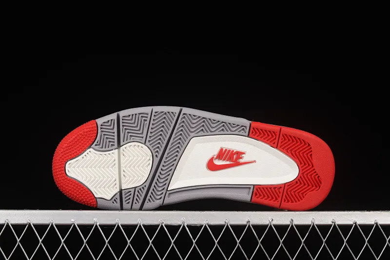 All categories Air Jordan Jordan series basketball shoes Air Jordan 4 foreign trade version Air Jordan 4 Retro "Bred" AJ4 Jordan 4 first year re-engraved new black and red first layer frosted 308497-060